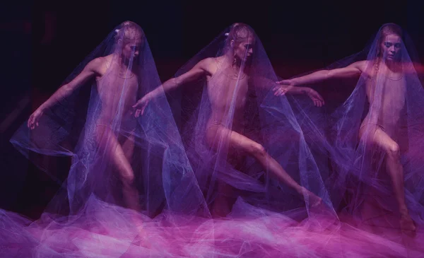 Sinnlicher und emotionaler Tanz der schönen Ballerina durch den Schleier — Stockfoto