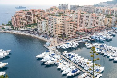 monaco Harbor Lüks Yatlar, Fransız Rivierası ile havadan görünümü