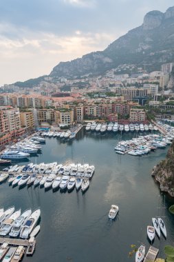 monaco Harbor Lüks Yatlar, Fransız Rivierası ile havadan görünümü