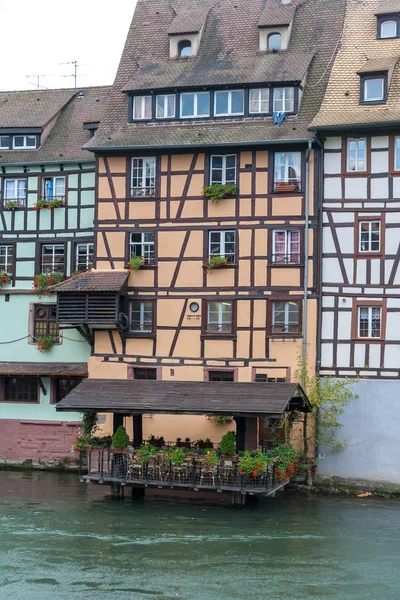 Strasbourg, water canal in Petite France area — Stock Photo, Image