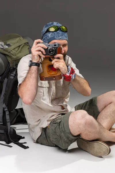 Tourist with camera — Stock Photo, Image