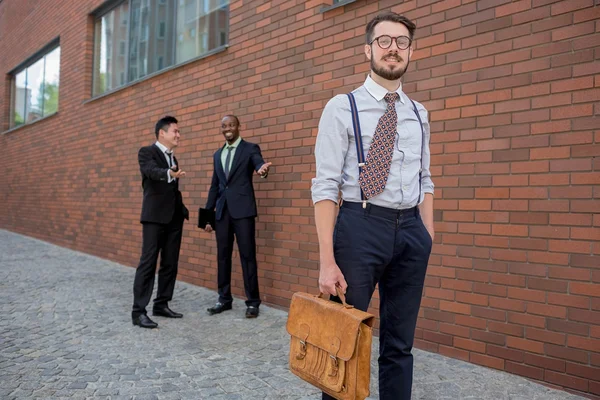 Ritratto di un team di lavoro multietnico — Foto Stock