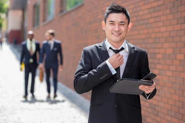 Portret van multi-etnische business team — Stockfoto