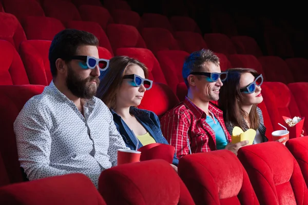 영화관에서 사람들 감정 — 스톡 사진