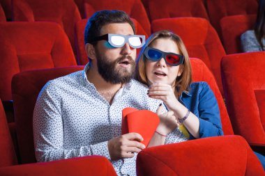 Sinemada insanların duygu