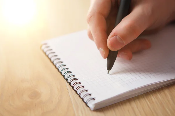 The male hand with a pen — Stock Photo, Image