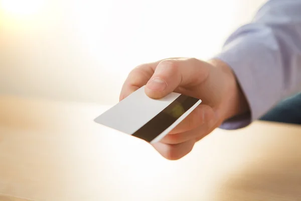 The male hand showing credit card — Stock Photo, Image