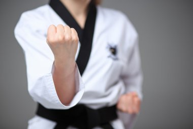 Siyah kuşak karate kızla