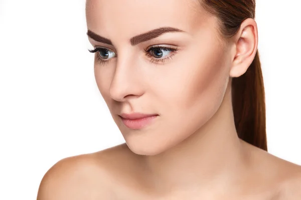 The beautiful face of young woman with cleanf fresh skin — Stock Photo, Image