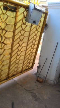 Tamir edilmesi gereken kapı