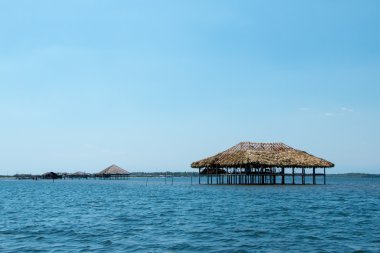 El Salvador'da su üzerine inşa Restaurante