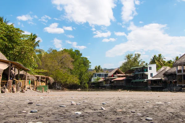 Lagün, Playa El Tunco, El Salvador