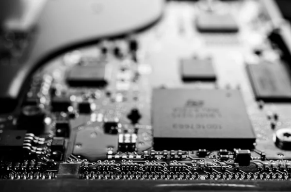 Dijital bilgisayar elektronik