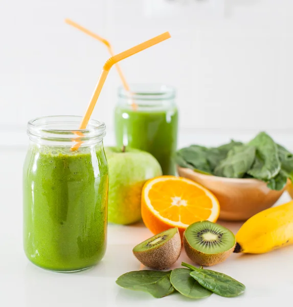 Blended smoothie with ingredients selective focus square image — Stock Photo, Image