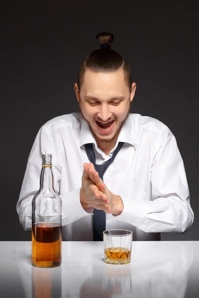 Alcohol dependence in men — Stock Photo, Image