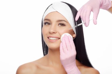 Anti aging cilt bakımı enjeksiyonlari