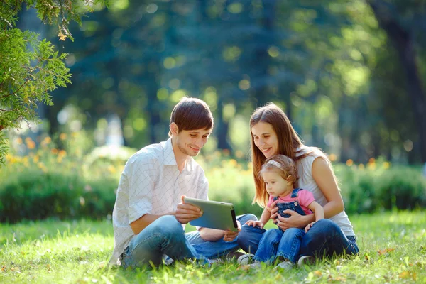 Família feliz — Fotografia de Stock