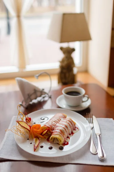 Pancakes with cherry jam — Stock Photo, Image