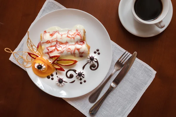 Pancakes with cherry jam — Stock Photo, Image