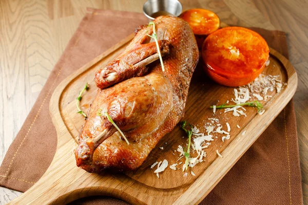 Roasted duck meat with vegetables and orange sauce — Stock Photo, Image