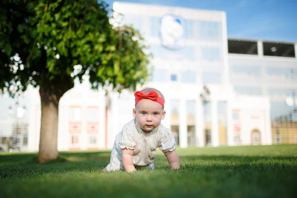 Glückliches Baby — Stockfoto