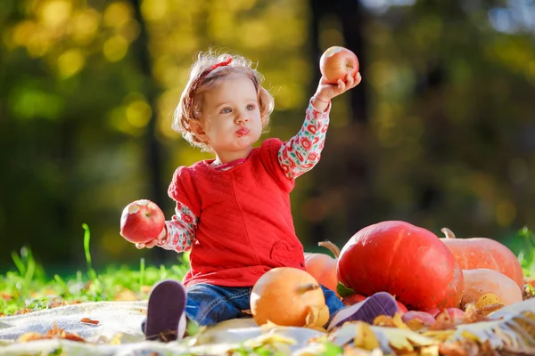 Niño feliz. — Foto de Stock