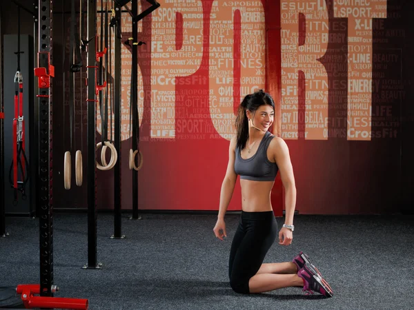 Treino crossfit no anel — Fotografia de Stock