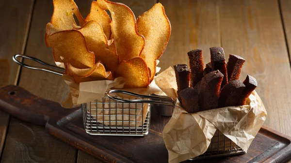 Appetizing fried golden brown croutons — Stock Image Appetizing fried golden brown croutons Stock Image
