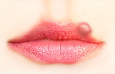 Bir soğuk algınlığı boğaz virüs herpes closeup.