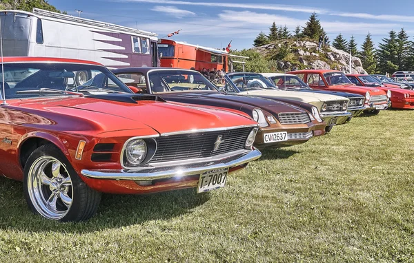 車のショーでクラシックカー — ストック写真