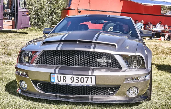 Front of the classic car in grey and silver — Stock Photo, Image