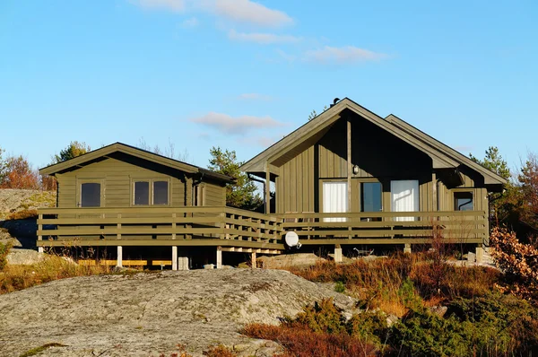 Groene huisje met extra sauna — Stockfoto