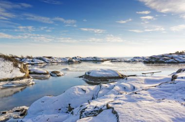 Defne fiyort kışın buz kaplı