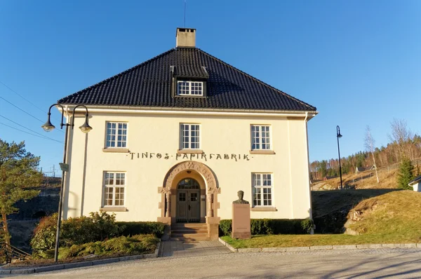 Noorse oude papiermolen Tinfoss — Stockfoto