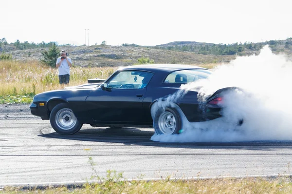 Yarış sonbahar Norveç'te drift araba modifiye