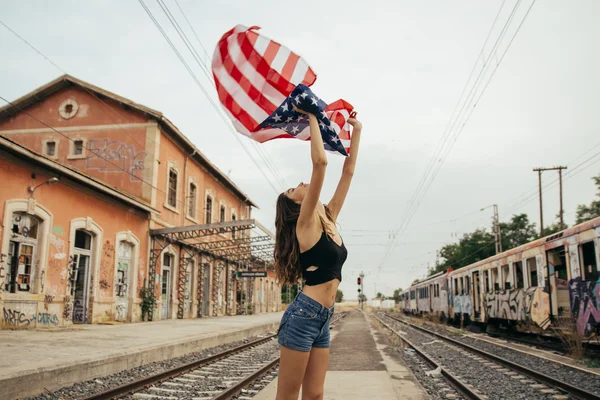 Dziewczyna z amerykańską flagę — Zdjęcie stockowe