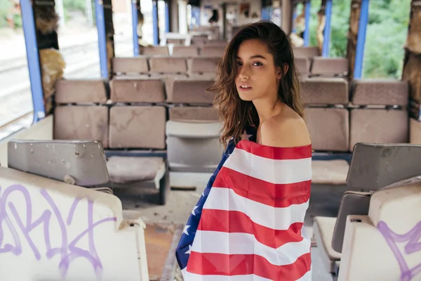 Gadis dengan bendera Amerika — Stok Foto