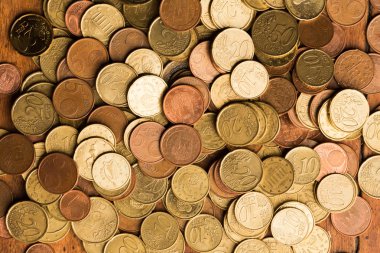 Euro coins ahşap arka plan olarak