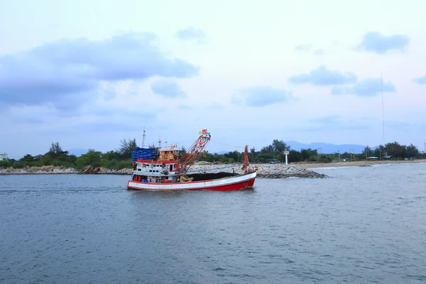 Barco de pesca en Tailandia — Foto de Stock