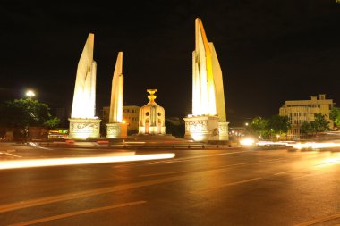 anıt
