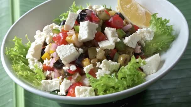 Dish Greek Salad White Cheese Rotating Front Camera — Vídeo de stock