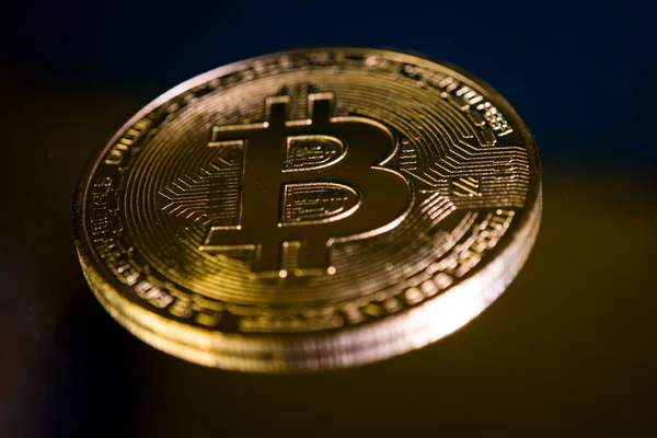 Crypto Coin Dalam Bitcoin Currency Reflective Light Background Stok Foto Bebas Royalti