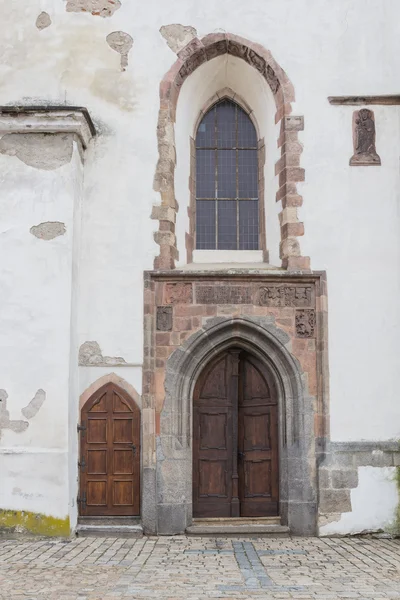 Puerta de entrada a la Iglesia. Bohemia — Foto de Stock