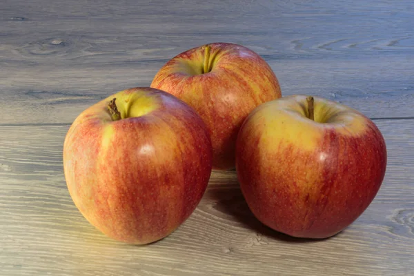 Pommes Juteuses Ressemble Des Couleurs Été Hiver — Photo