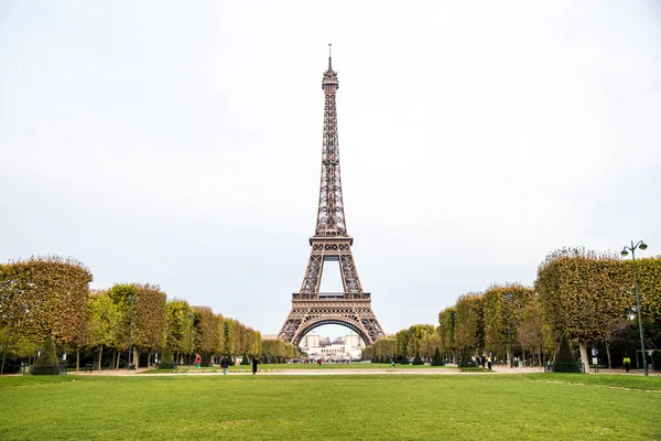 Eiffeltornet i Paris, Frankrike — Stockfoto