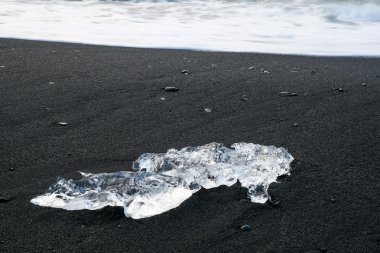 Buzdağları siyah volkanik Beach, İzlanda