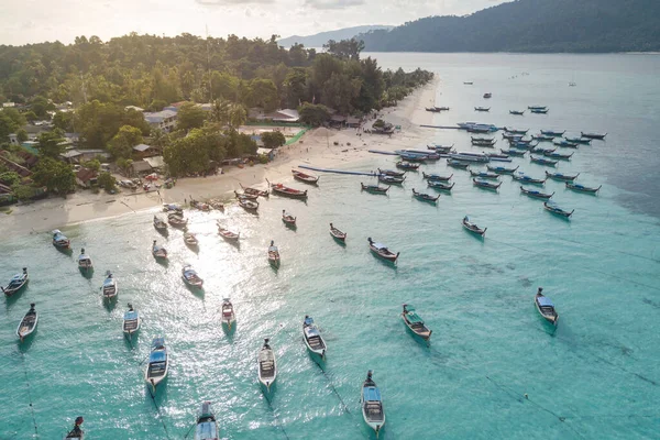 Atemberaubende Sommerlandschaft Luftaufnahme Der Fischerei Long Tail Boot Gruppe Türkisfarbenen — Stockfoto