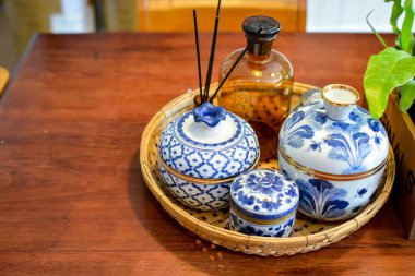 Tay geleneksel seramik kaseler