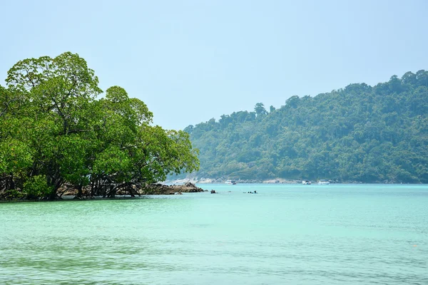 Vue sur la mer d'andaman en Thaïlande — Photo