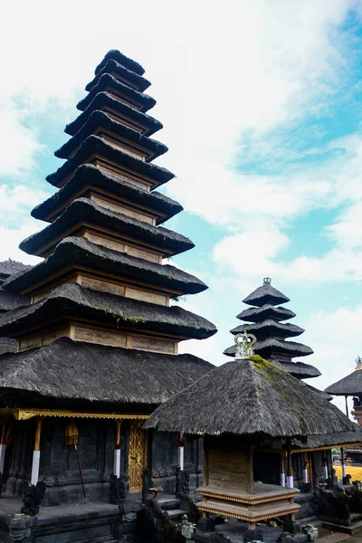 Templo Besakih en Bali, Indonesia — Foto de Stock